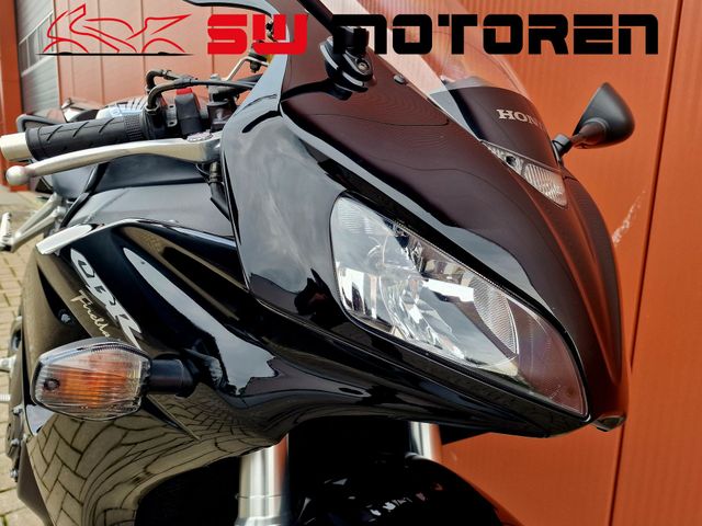 honda - cbr-1000-rr-fireblade