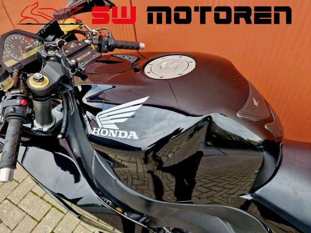 honda - cbr-1000-rr-fireblade