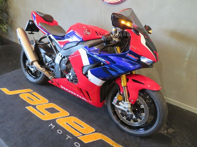 honda - cbr-1000-rr-r-fireblade-sp