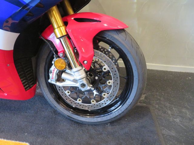 honda - cbr-1000-rr-r-fireblade-sp