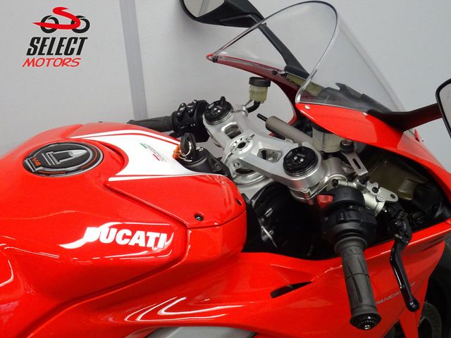 ducati - panigale-v4