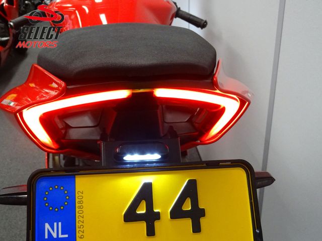 ducati - panigale-v4