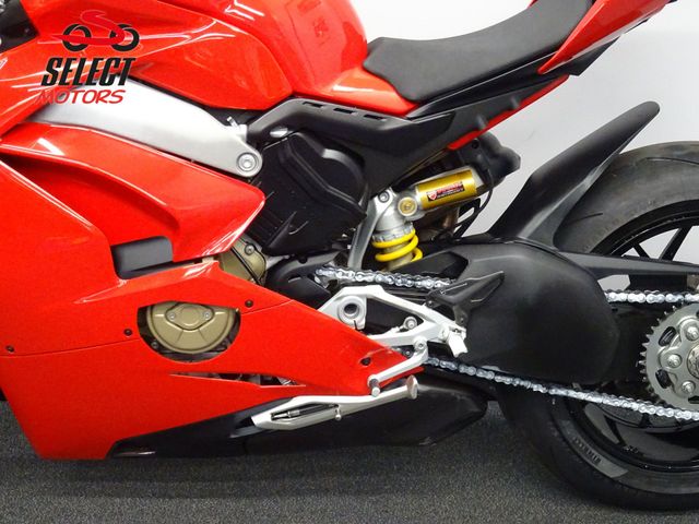 ducati - panigale-v4