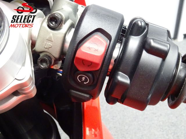 ducati - panigale-v4