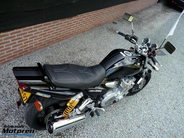 yamaha - xjr-1300