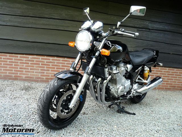 yamaha - xjr-1300
