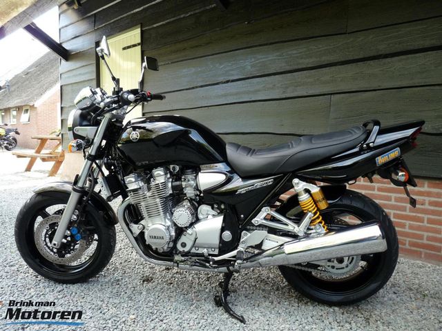 yamaha - xjr-1300