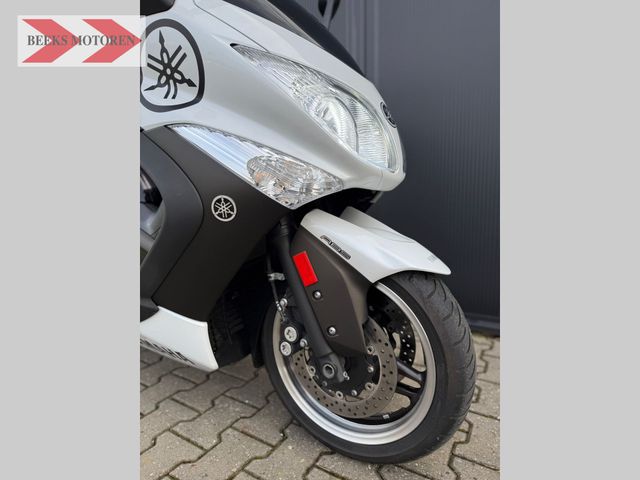 yamaha - tmax-white-max