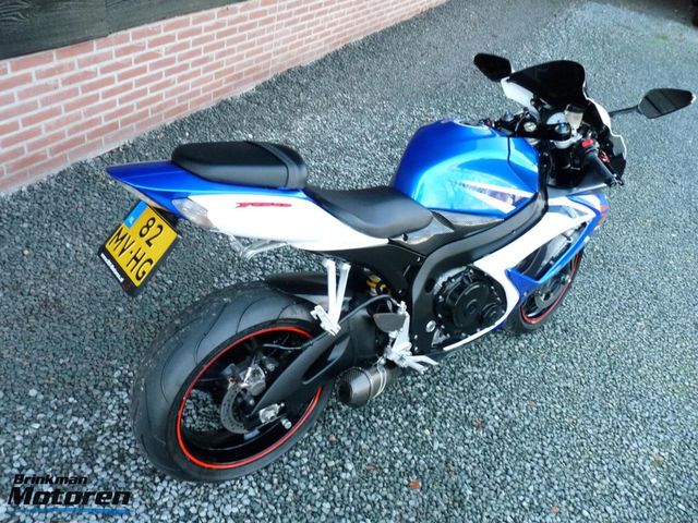 suzuki - gsx-r-750