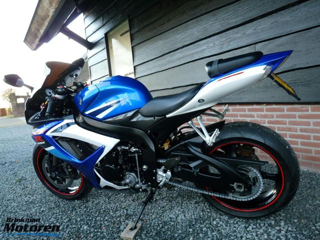 suzuki - gsx-r-750