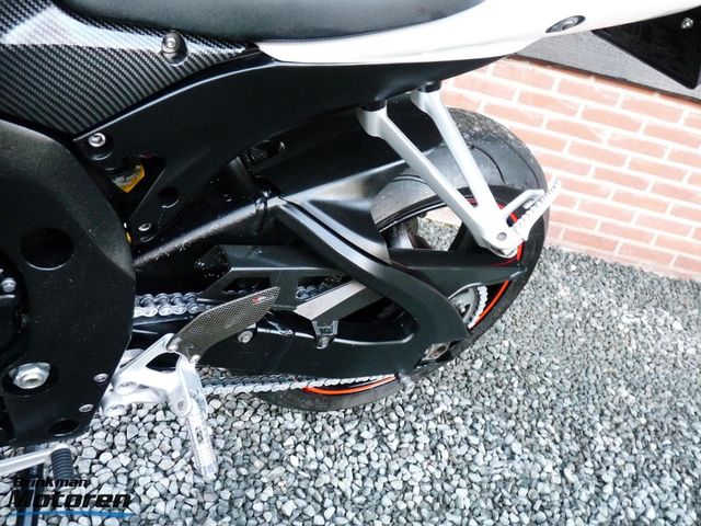 suzuki - gsx-r-750