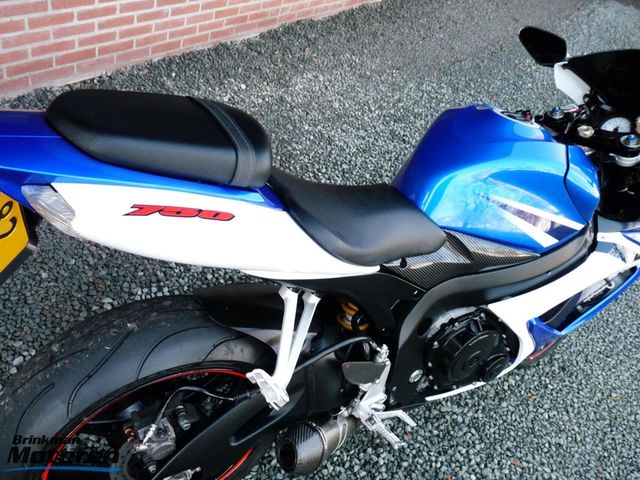 suzuki - gsx-r-750