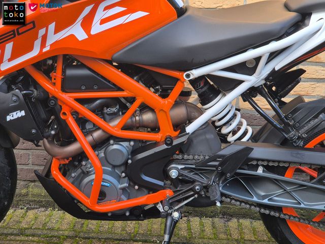 ktm - 390-duke