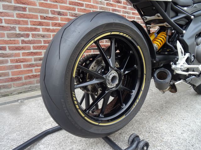 triumph - speed-triple-1200-rr