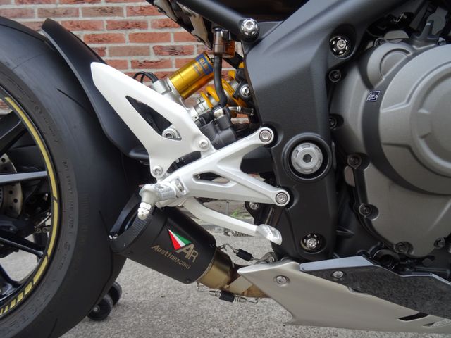 triumph - speed-triple-1200-rr
