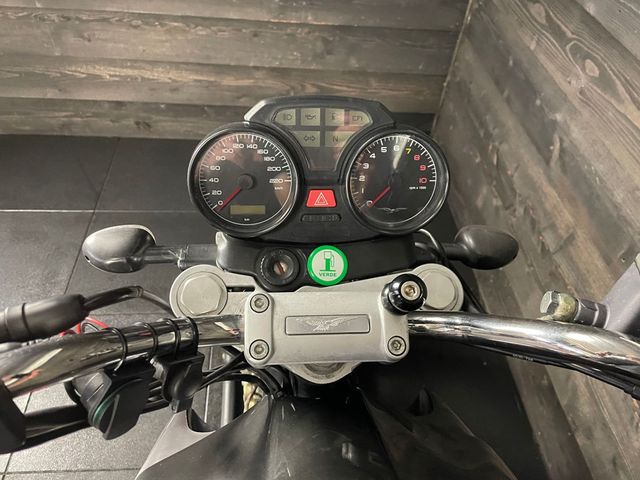 moto-guzzi - breva-750