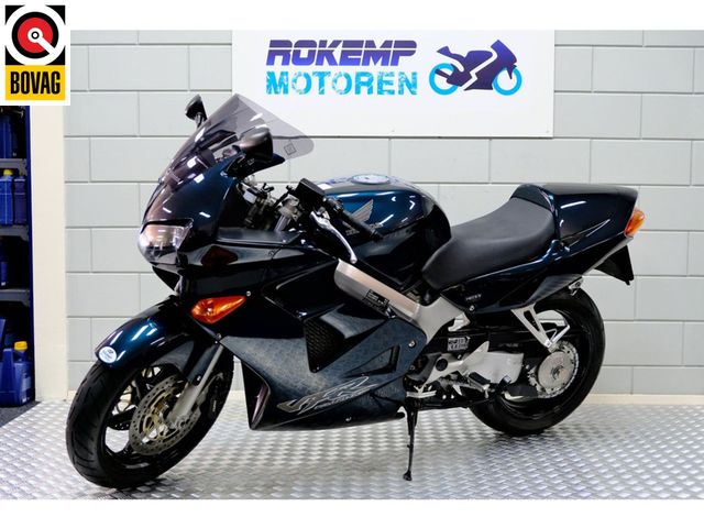 honda - vfr-800-fi