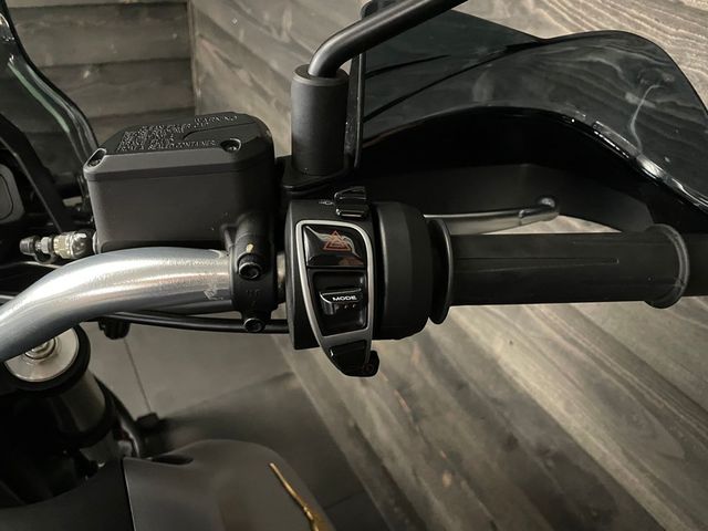 moto-guzzi - v-85-tt