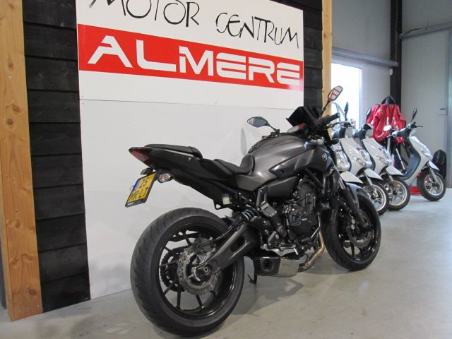 yamaha - mt-07-abs