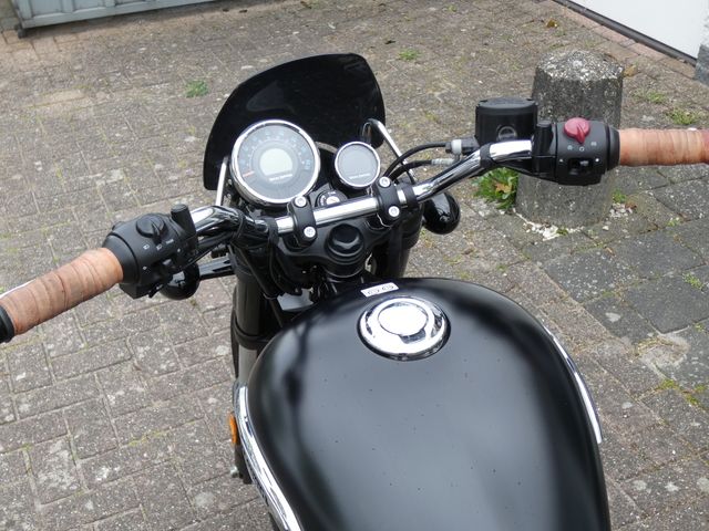 royal-enfield - meteor-350