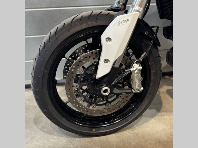 ducati - hypermotard-939