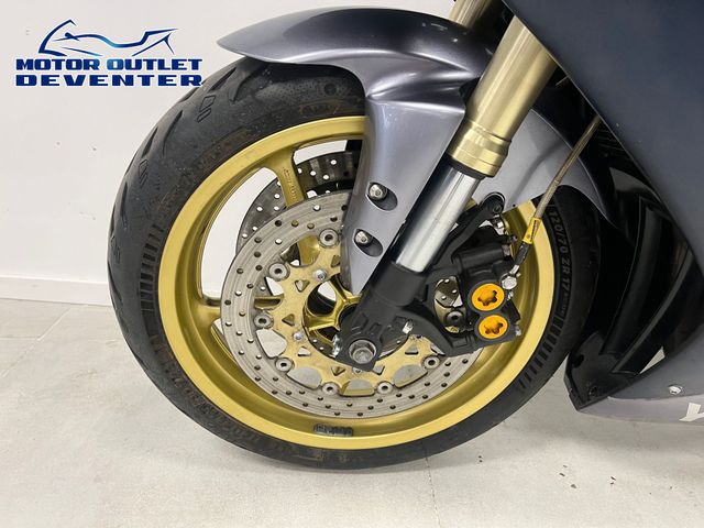 yamaha - yzf-r1