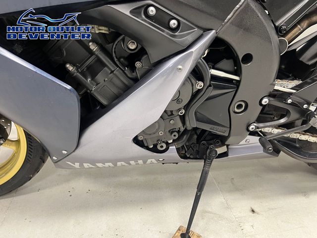 yamaha - yzf-r1