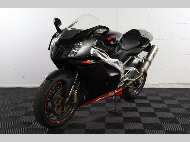 aprilia - rsv-1000-r