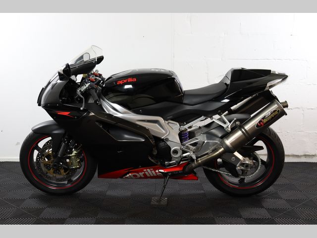 aprilia - rsv-1000-r