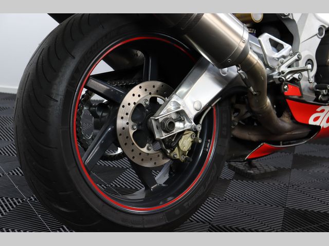 aprilia - rsv-1000-r