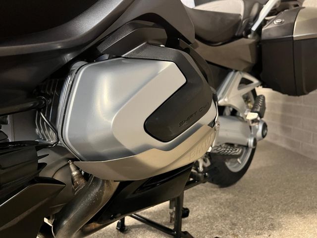 bmw - r-1250-rt