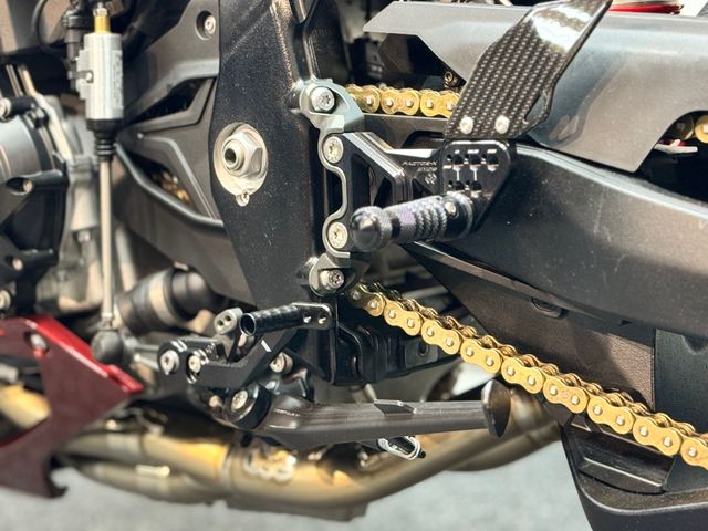 bmw - s-1000-rr