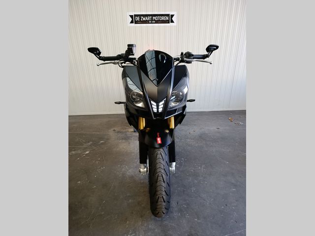 aprilia - tuono-v4