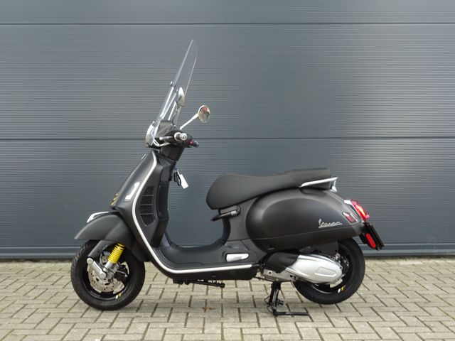vespa - gts-super-tech-300