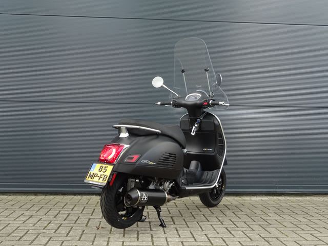 vespa - gts-super-tech-300