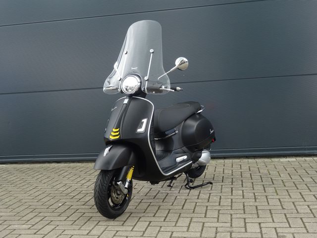 vespa - gts-super-tech-300