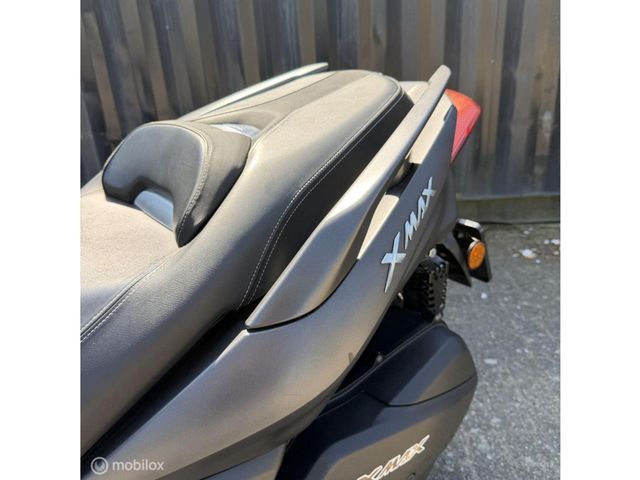 yamaha - x-max-300-abs