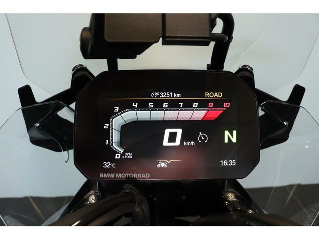 bmw - r-1300-gs