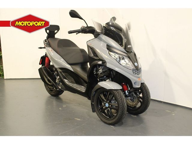 piaggio - mp3-300-lt-sport