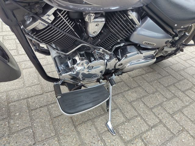 yamaha - xvs-1100-a-dragstar-classic