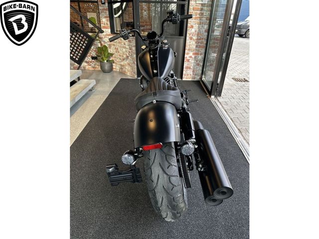 indian - chief-bobber-dark-horse