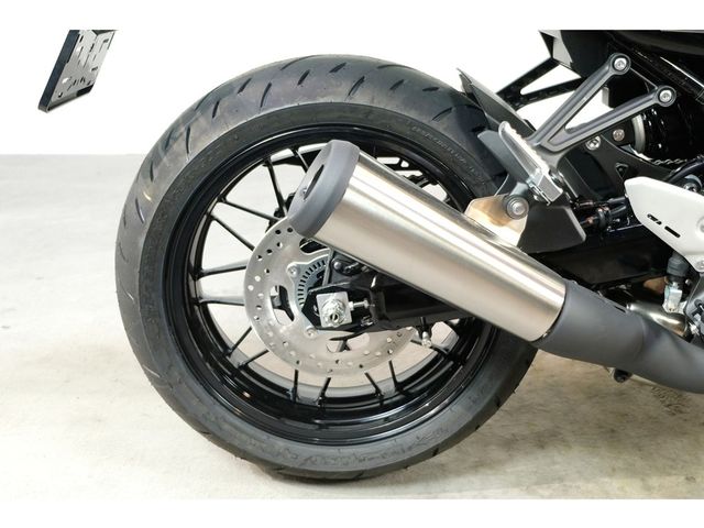 kawasaki - z900rs-black-ball-edition