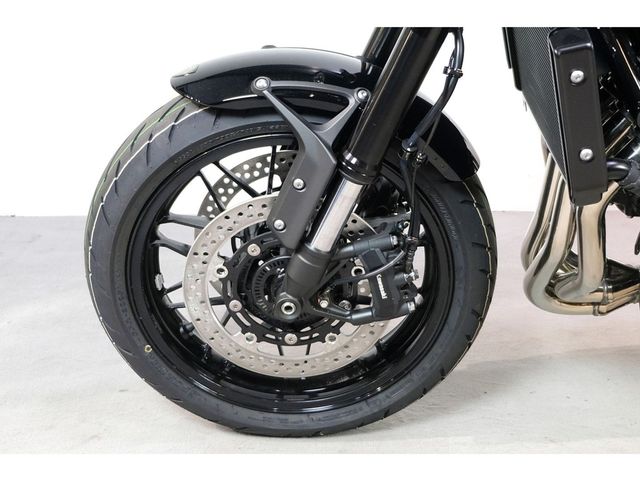kawasaki - z900rs-black-ball-edition
