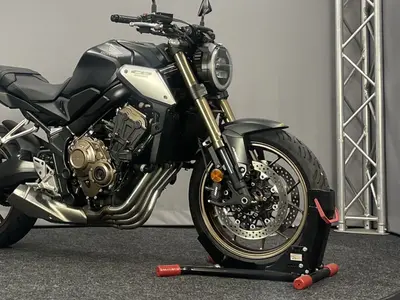 HONDA CB 650 R – foto 4