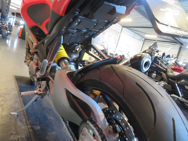 ducati - m-1100-evo