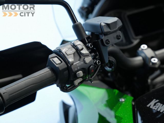 kawasaki - versys-1100-se