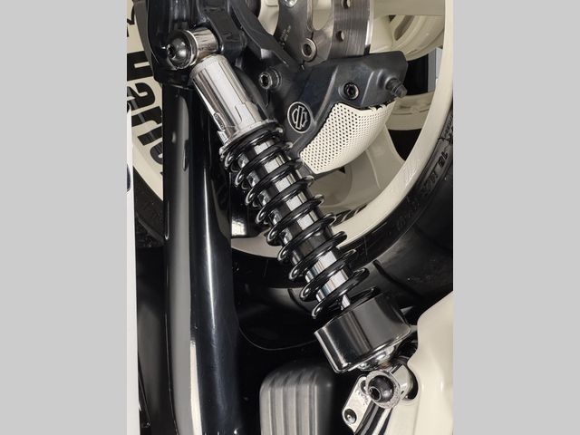 harley-davidson - v-rod-muscle-vrscf