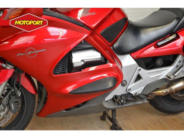 honda - st-1300-pan-european-abs