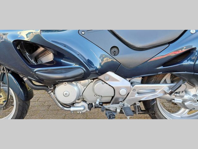 honda - nt-650-v-deauville