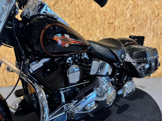 harley-davidson - heritage-softail-classic-flstc